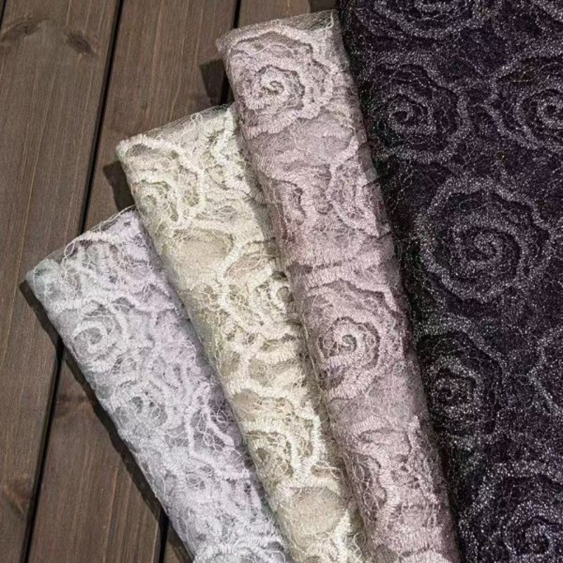 Lace Dress - قماش دانتيل مطرز من التول بتطريز