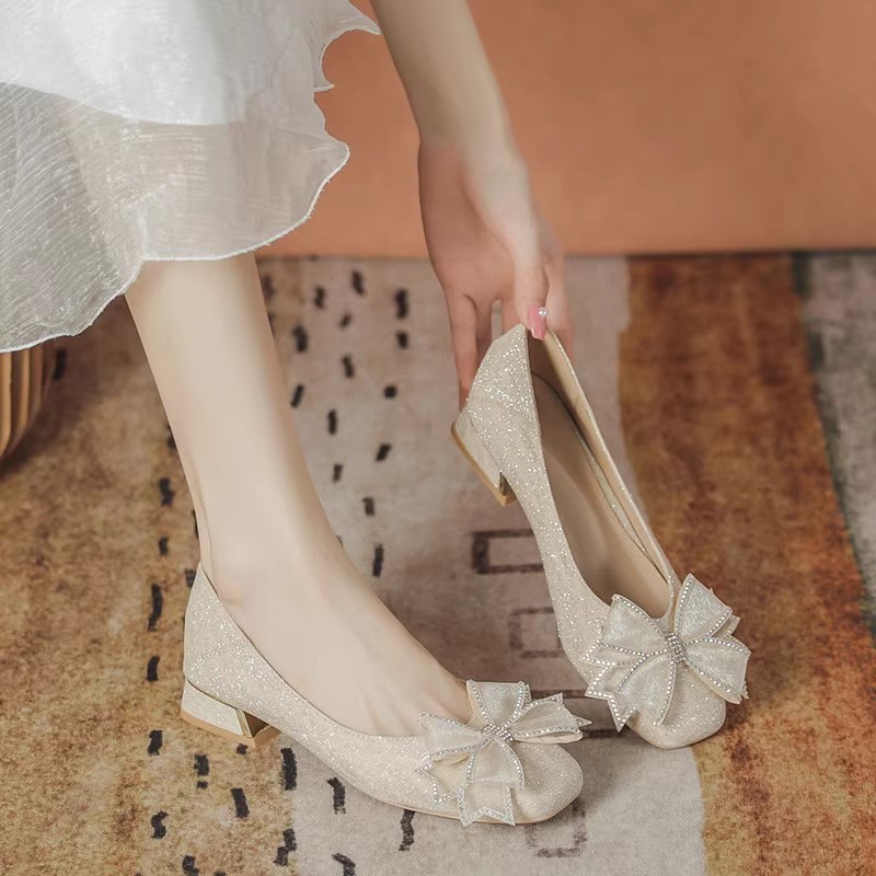 Womens Heels - حذاء نسائي لخريف وشتاء 2025 بتصميم