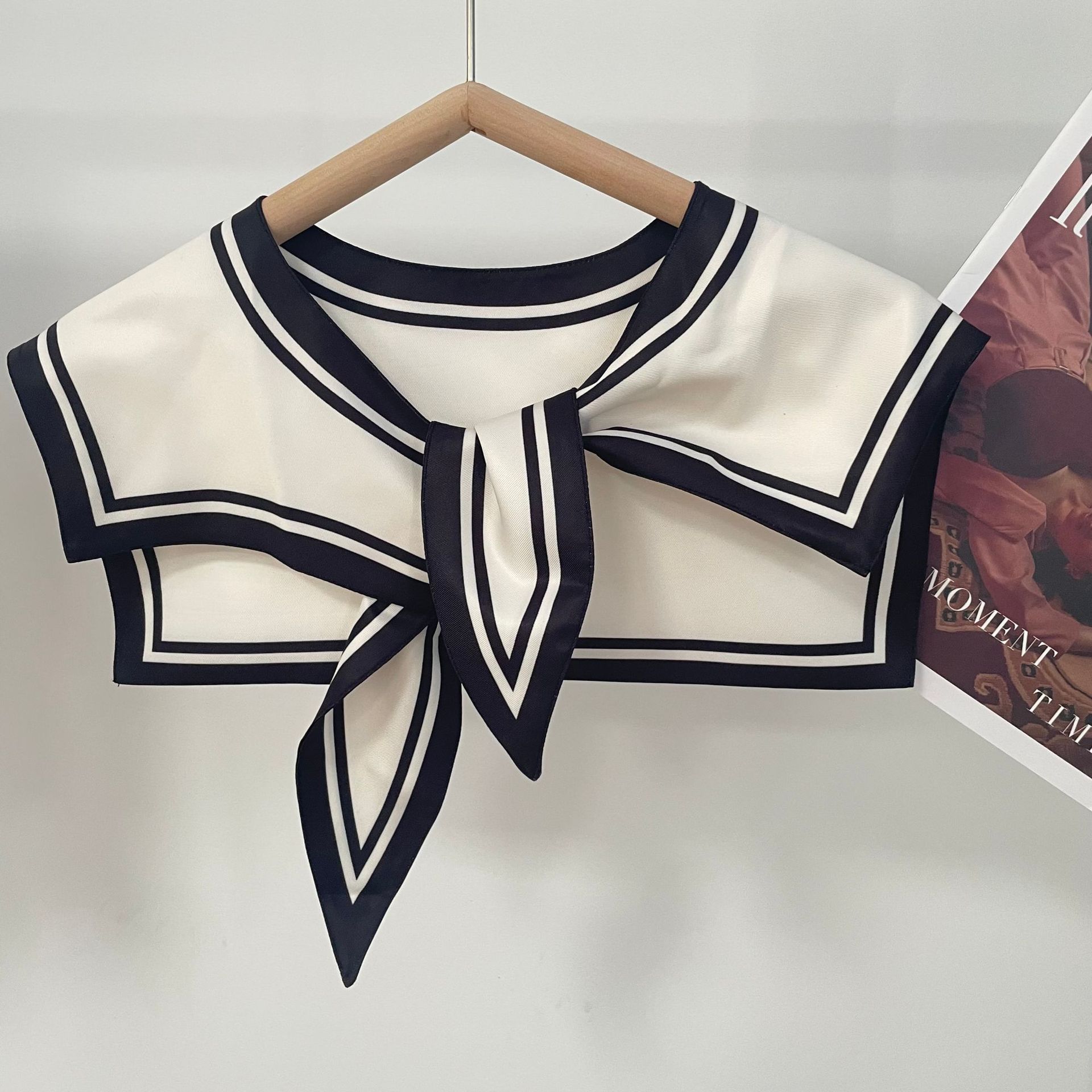 وشاح حريري متعدد الاستخدامات ل - مراجعة Silk Blouse وسعره